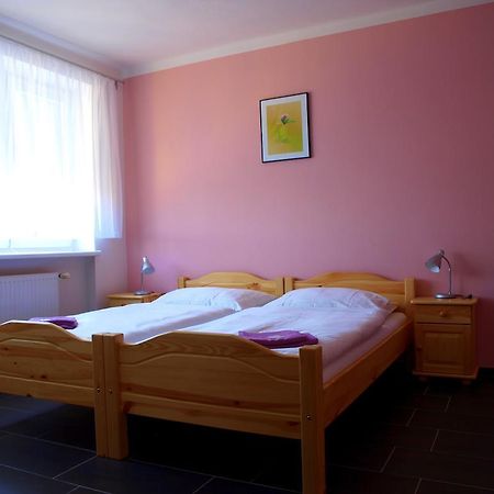Penzion U Dvou Lip Drnholec Cameră foto